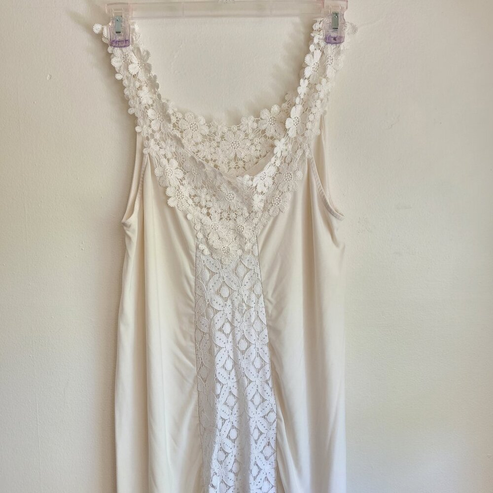 Win Win Tank top Sleeveless lace tunic Size L-XL White Polyester Spandex